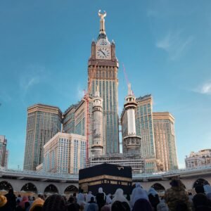 15/16 Days Umrah Package – QUINT